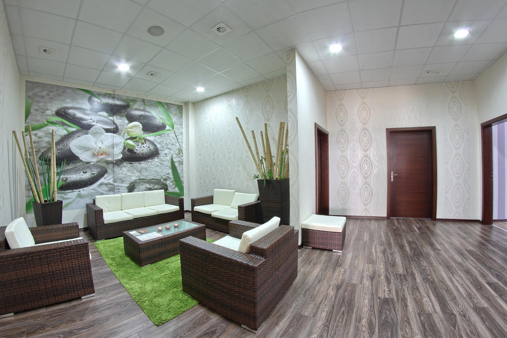 Hotel Arkas Proszkow Exterior photo
